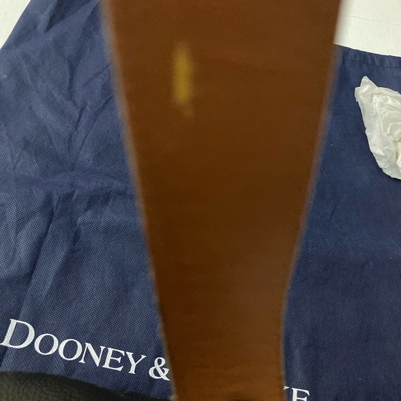 Dooney & Bourke Vintage Leather Bucket Bag (doesn’t include dust bag) - Picture 14 of 16